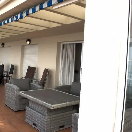 Fantastic Penthouse, First Line Beach, Centric *